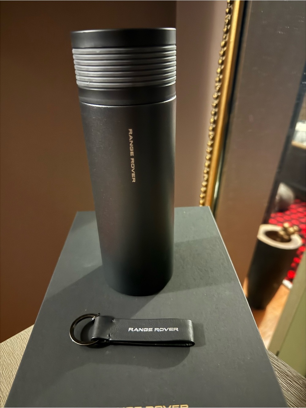 Range Rover Black Gift Box - Picture 2 of 2